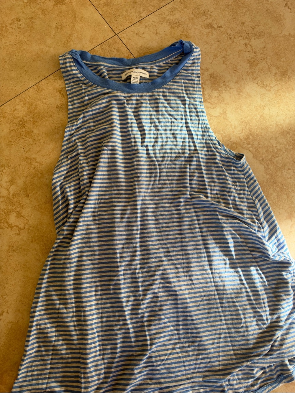 american eagle tank top